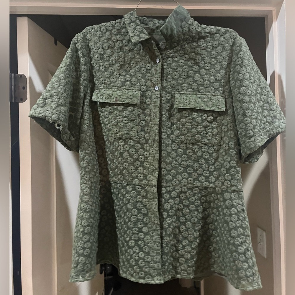 Banana Republic- green flower blouse- XL